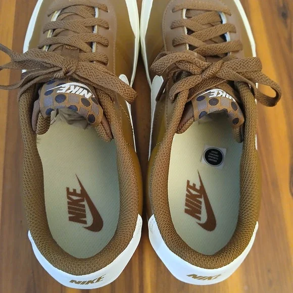 Nike Court Shot Mens 8 British Tan Low Top Board Shoes Sneakers FQ8146-201